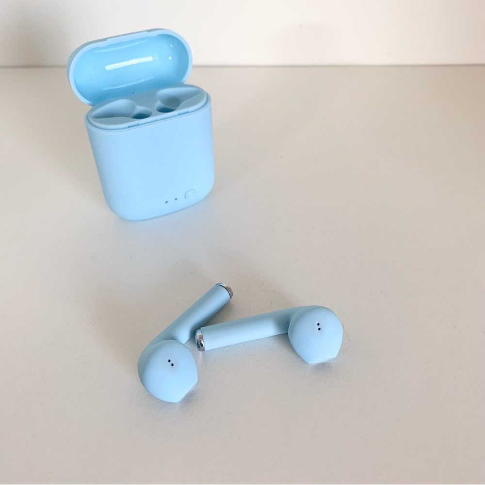 New Wireless ear buds powder blue pill - Picture 11 of 15